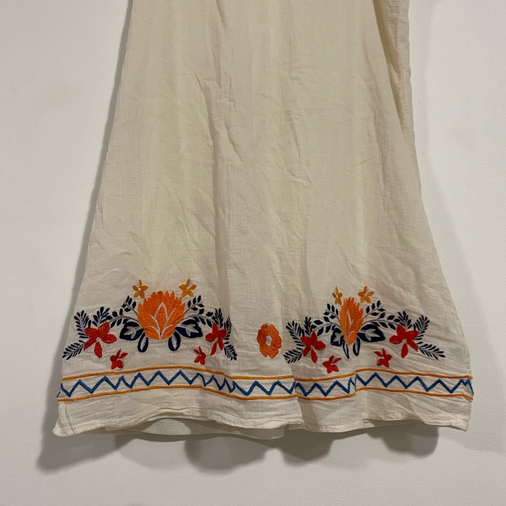 THML Embroidered Sleeveless Dress - Picture 4 of 11